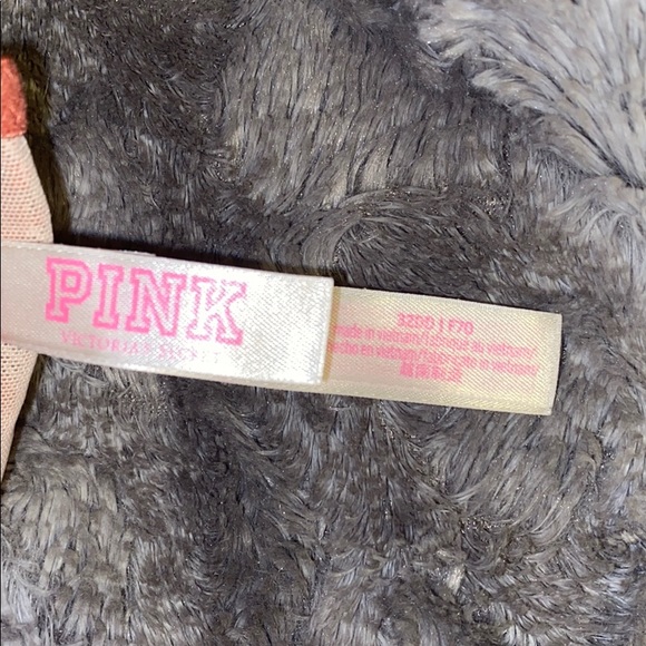 PINK Victoria’s Secret Push-Up Bra - Picture 3 of 4